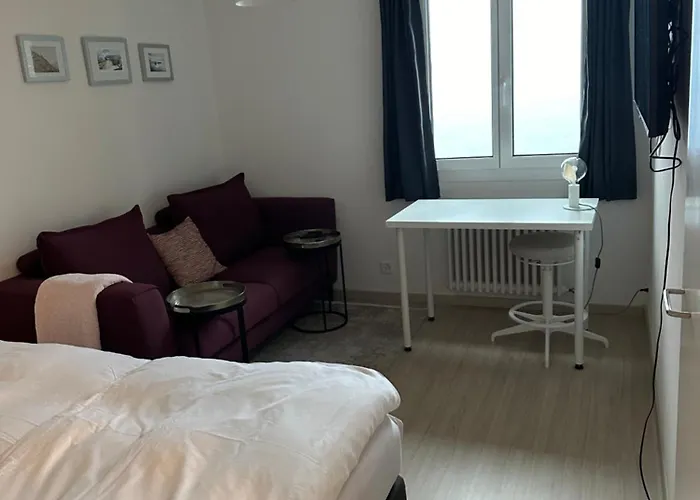 With 360° View Overlooking Geneva And Alps Pensjonat